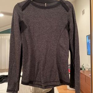 Lululemon Long sleeve exercise shirt